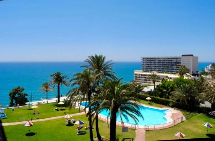 Apartamento Torre de la Roca INDUSTRIAL69 Torremolinos Exterior foto